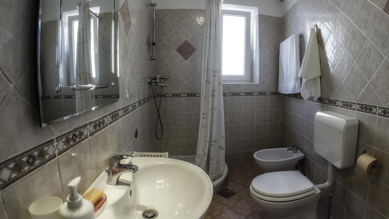 Braut Lägenhet Krk Town Exteriör bild